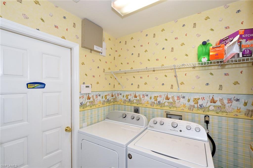 VILLAS FIVE - Residential