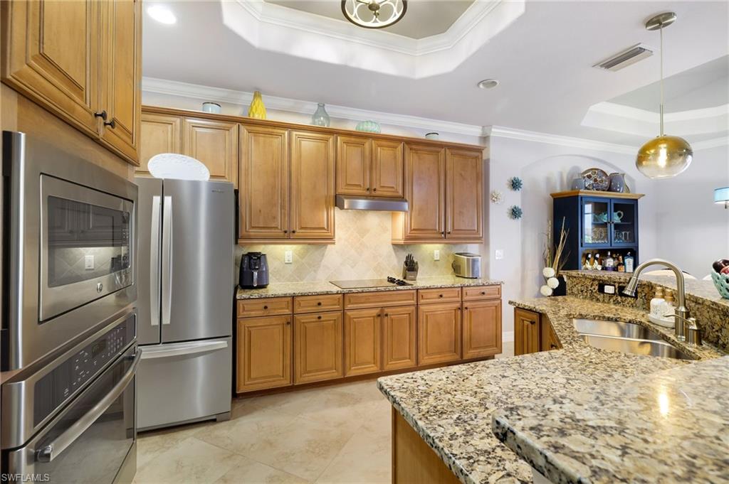 BONITA NATIONAL GOLF AND COUNTRY CLUB - Residential