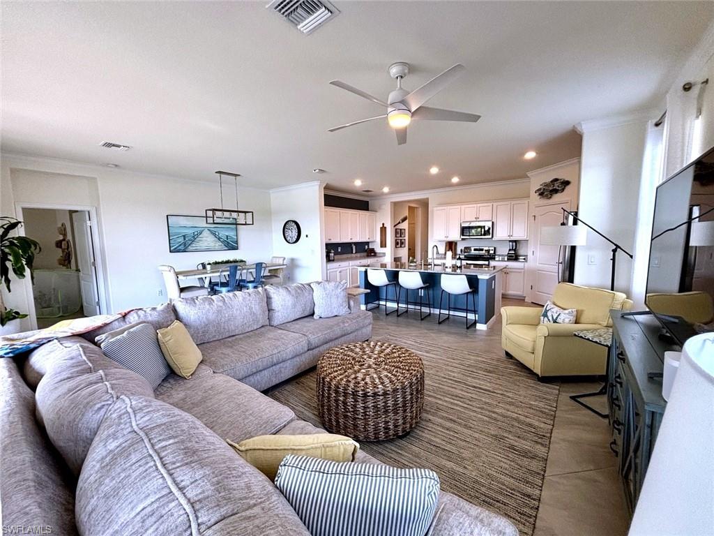 PORTICO - Residential