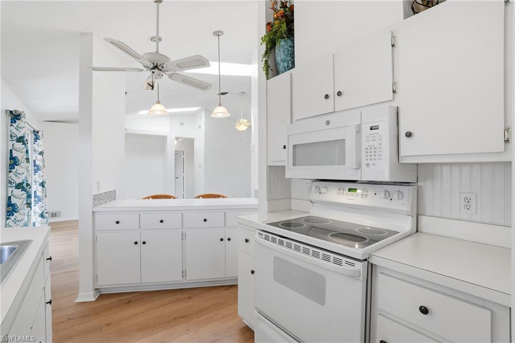 SAN CARLOS PARK - Residential