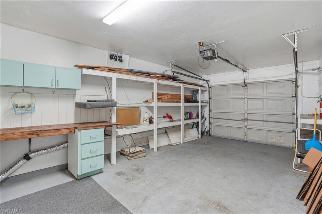 SAN CARLOS PARK - Residential