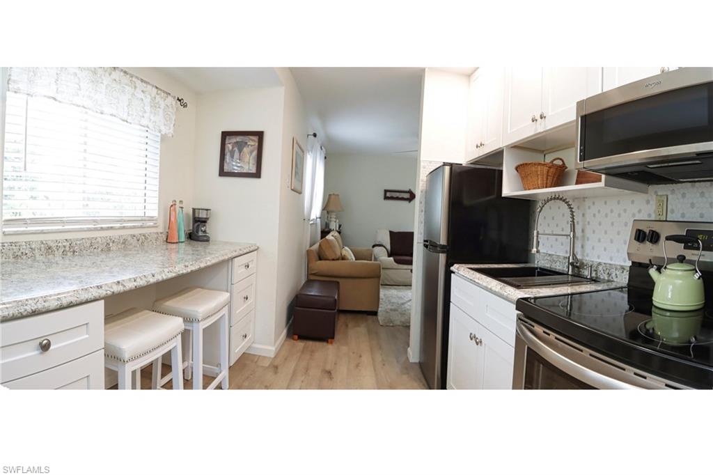 GLADIOLUS GARDENS CONDO ASSN - Residential Lease