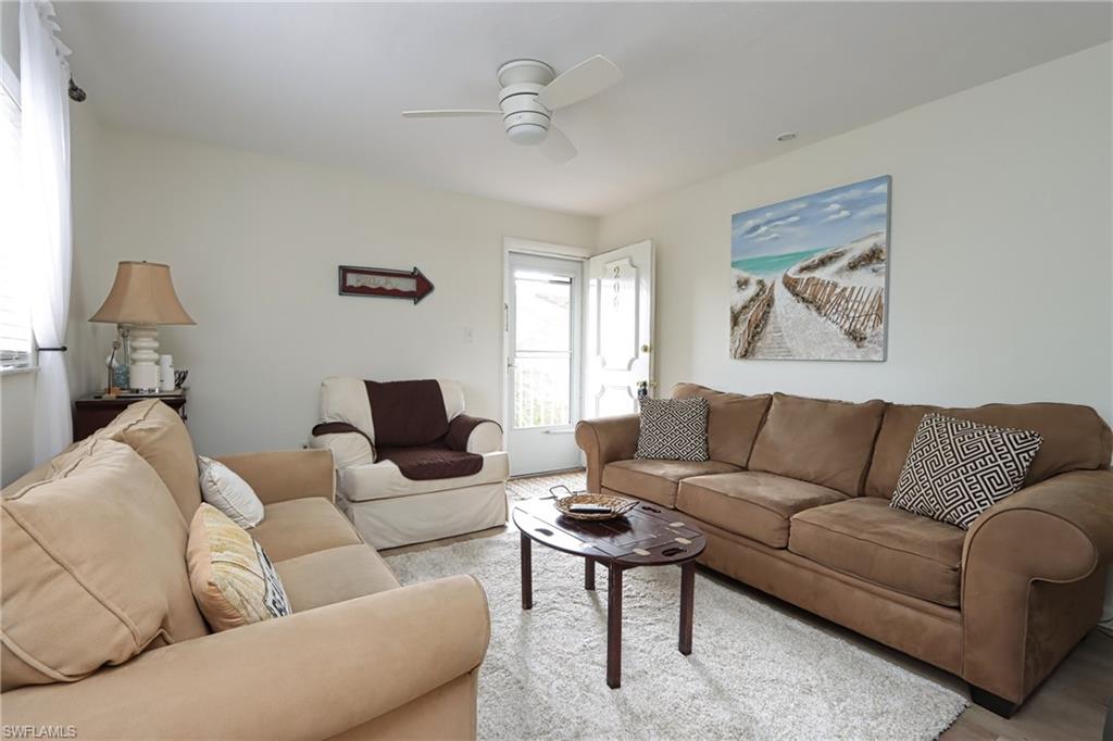 GLADIOLUS GARDENS CONDO ASSN - Residential Lease