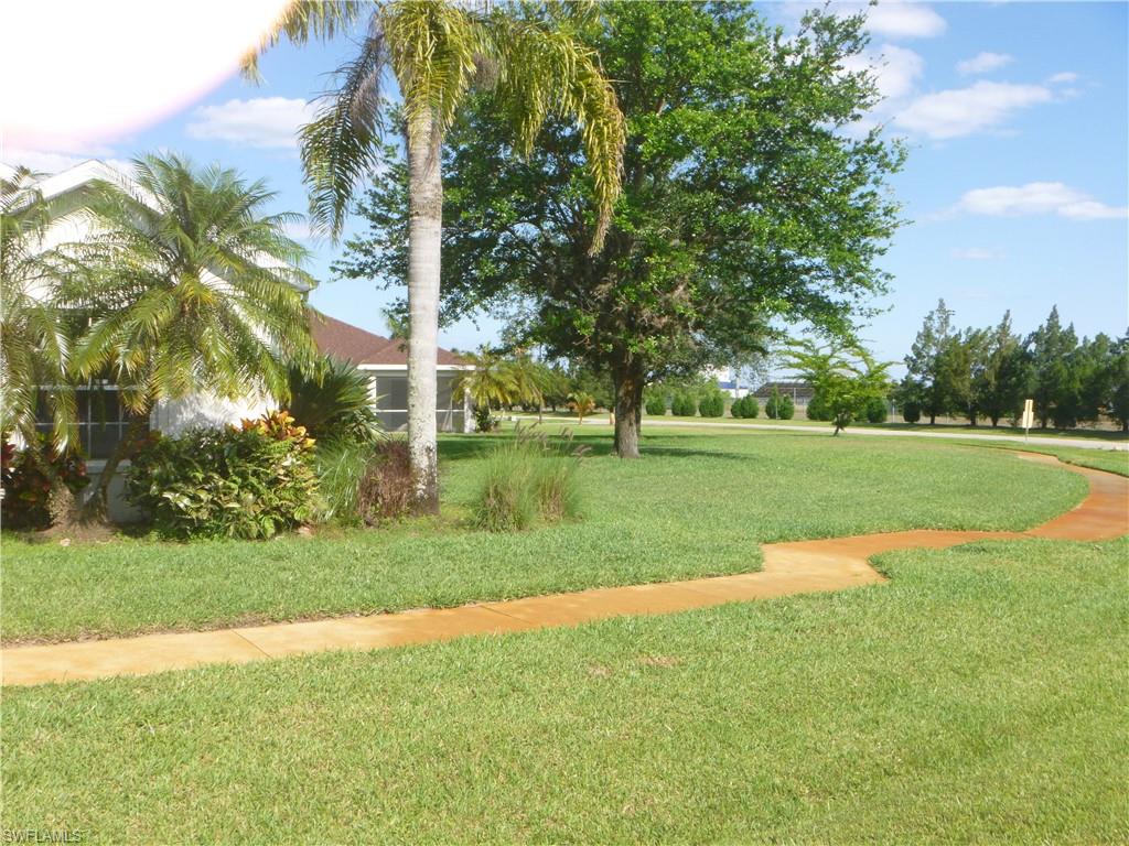 VARSITY LAKES - Residential