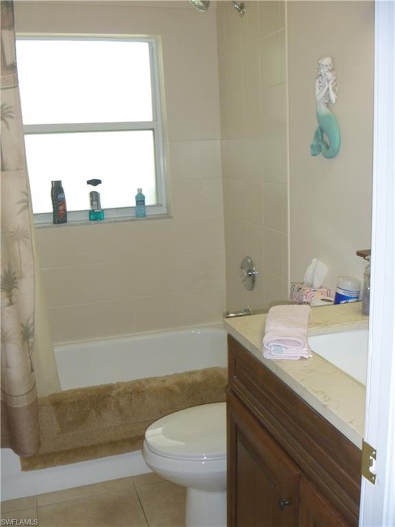 VARSITY LAKES - Residential