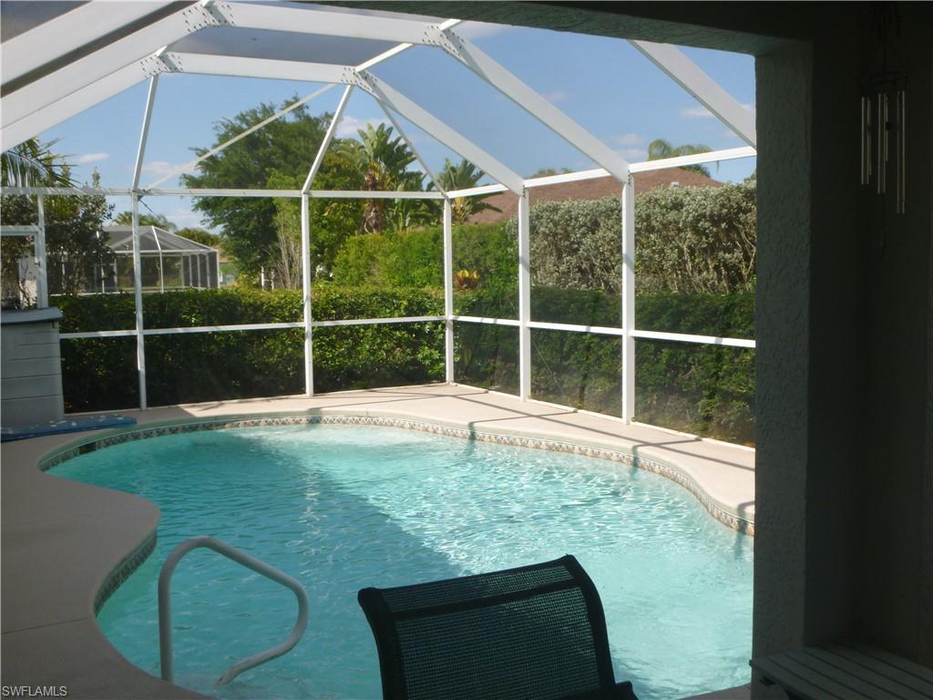 VARSITY LAKES - Residential