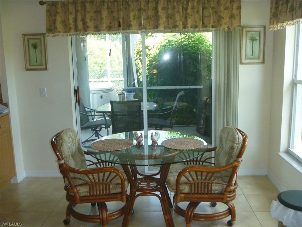 VARSITY LAKES - Residential