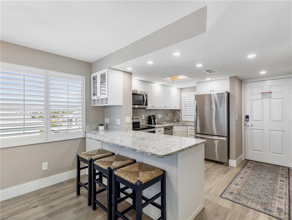 POINTE SOUTH CONDO - Residential