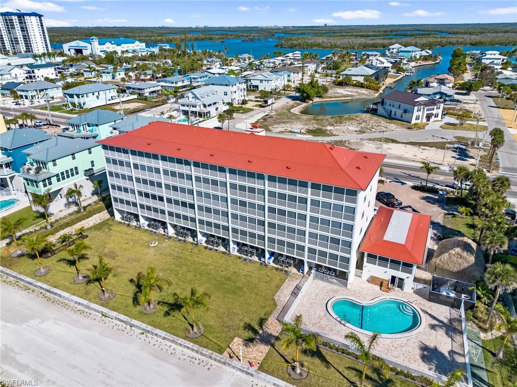 POINTE SOUTH CONDO - Residential