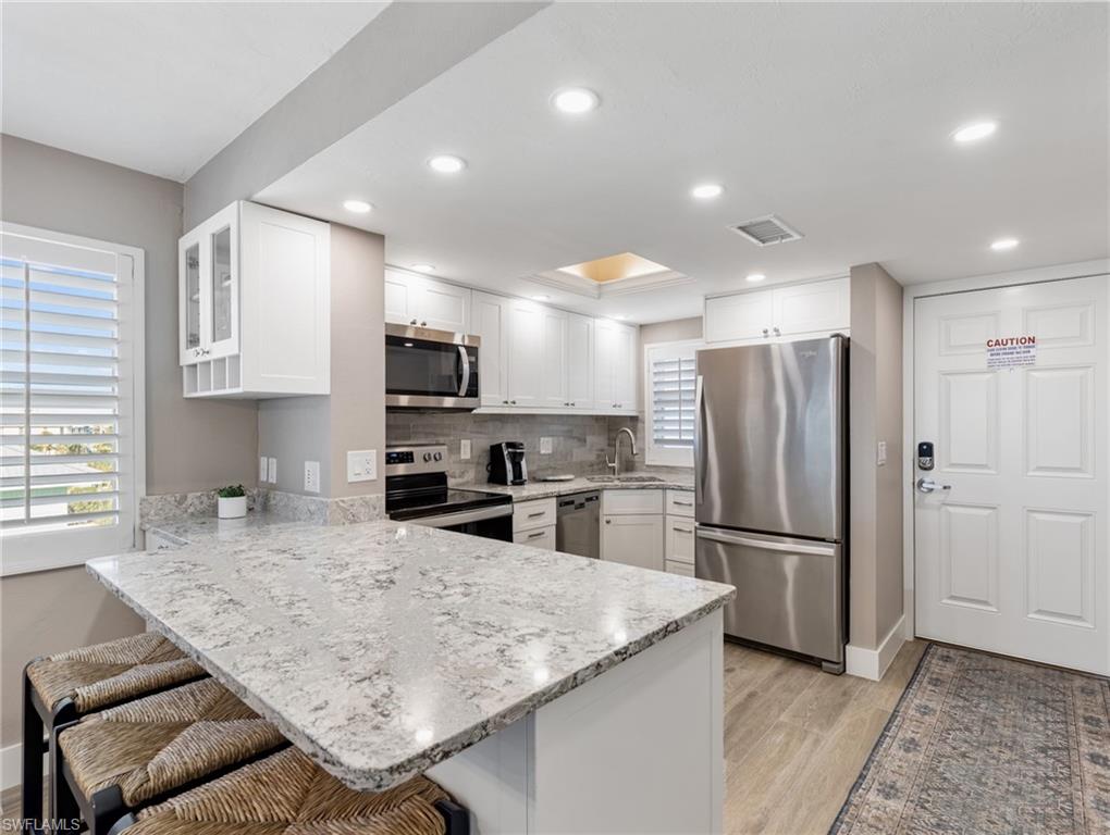 POINTE SOUTH CONDO - Residential