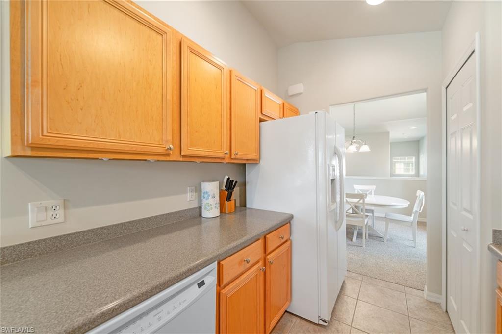 SABAL POINTE - Residential