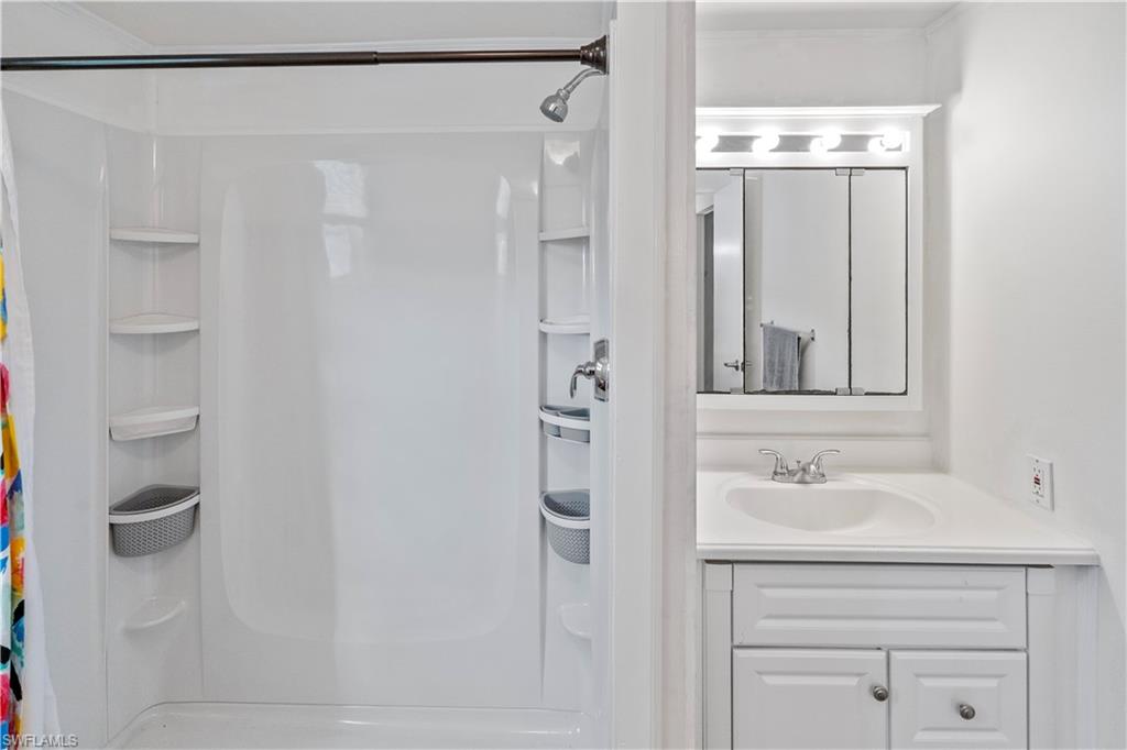 RIVIERA COLONY GOLF ESTATES - Residential