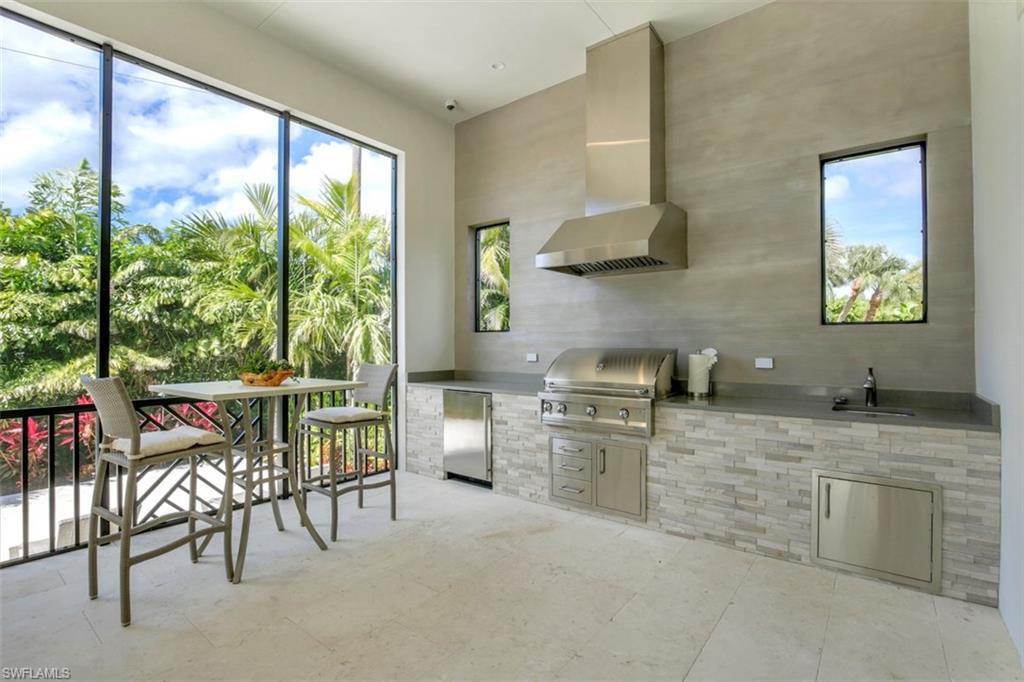 PARK SHORE - Residential