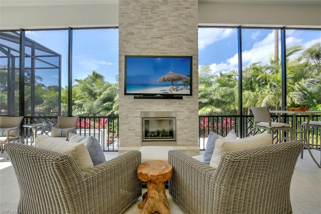 PARK SHORE - Residential