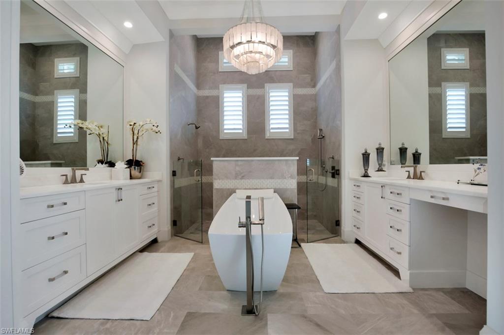 PARK SHORE - Residential