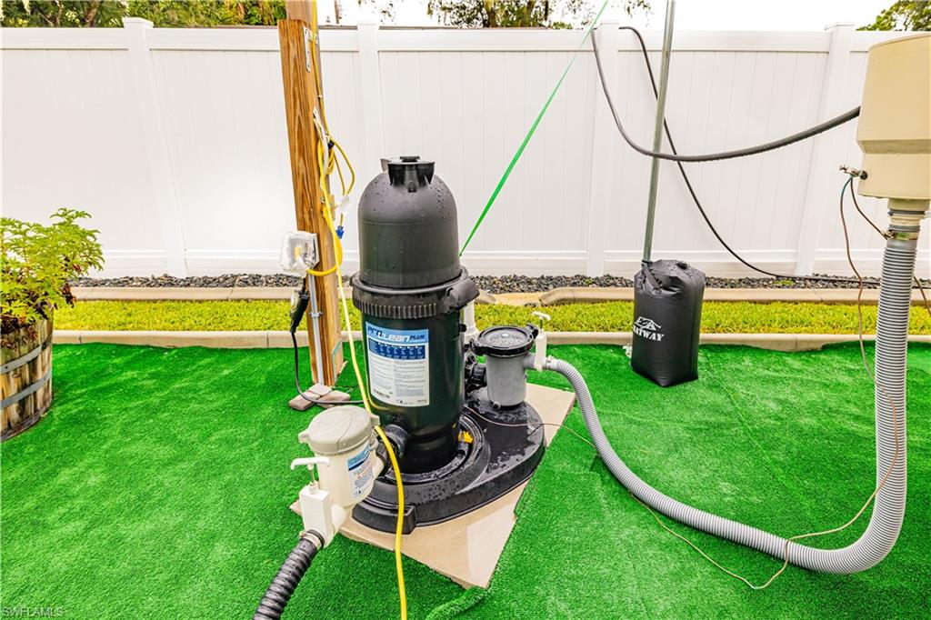 PORT CHARLOTTE - Residential