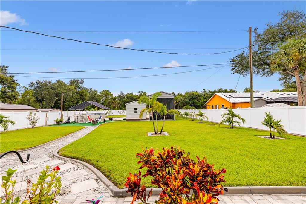 PORT CHARLOTTE - Residential