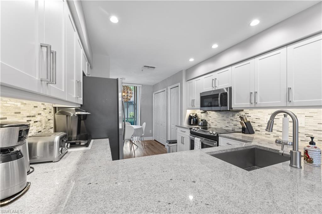 VERANDA AT SOUTHERN LINKS - Residential Lease