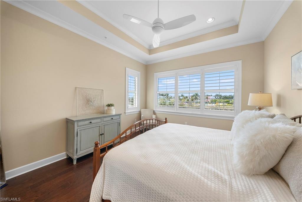 ISLES OF COLLIER PRESERVE - Residential