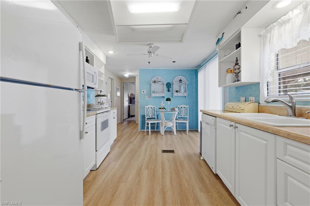 FOREST PARK MOBILE HOME - Residential