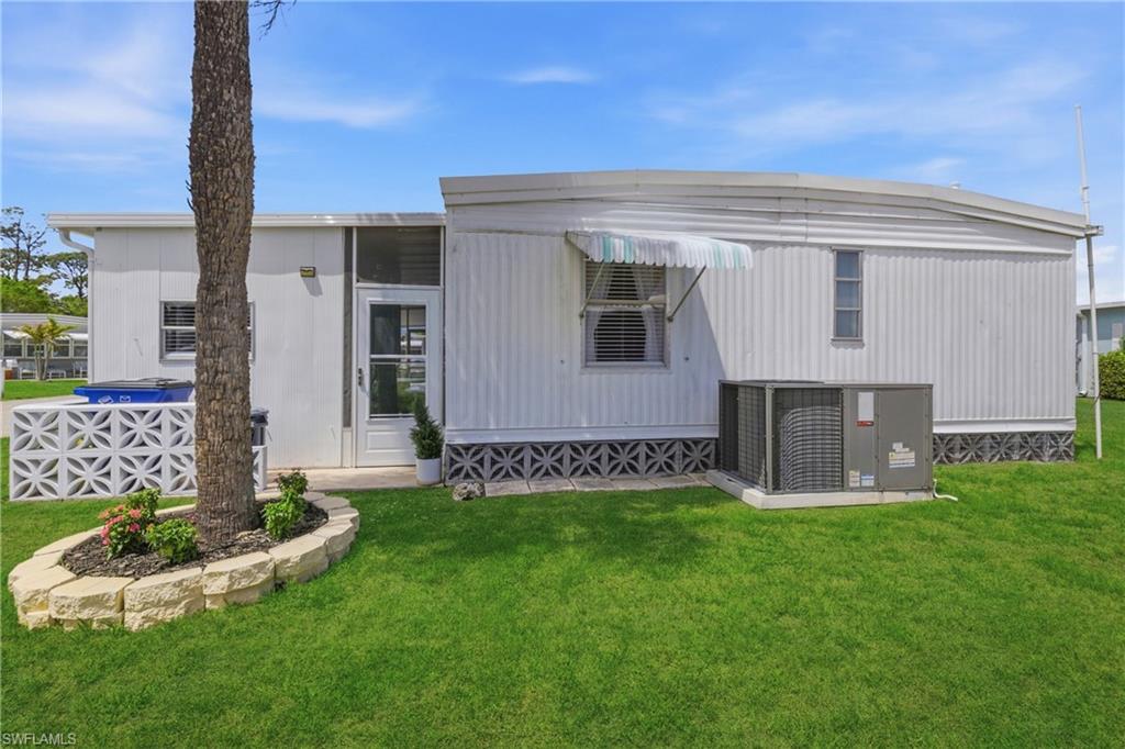 FOREST PARK MOBILE HOME - Residential