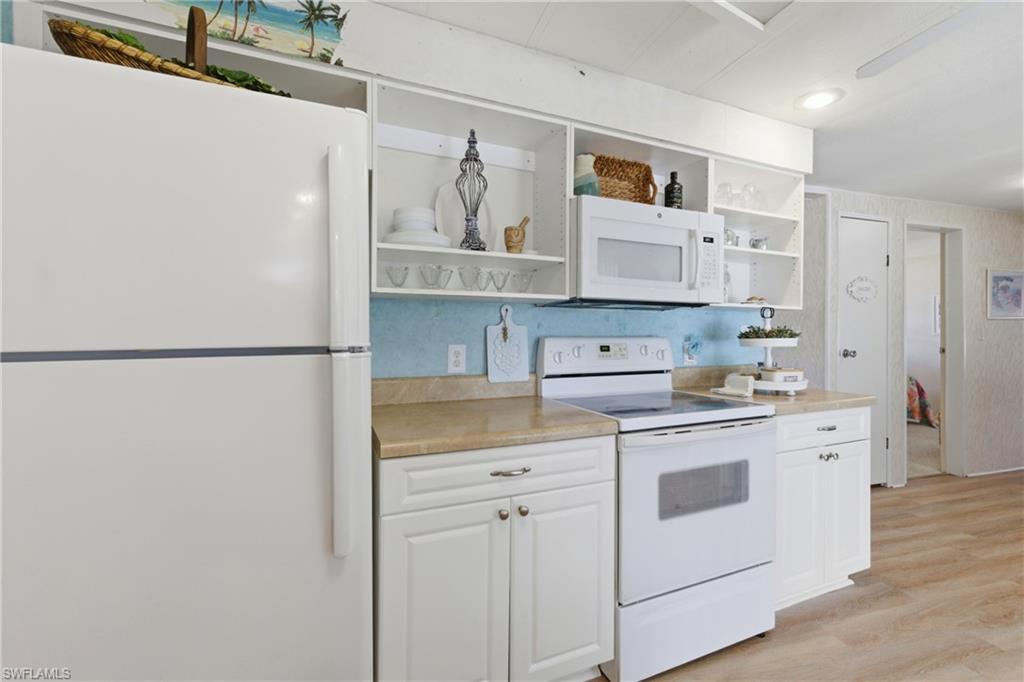 FOREST PARK MOBILE HOME - Residential