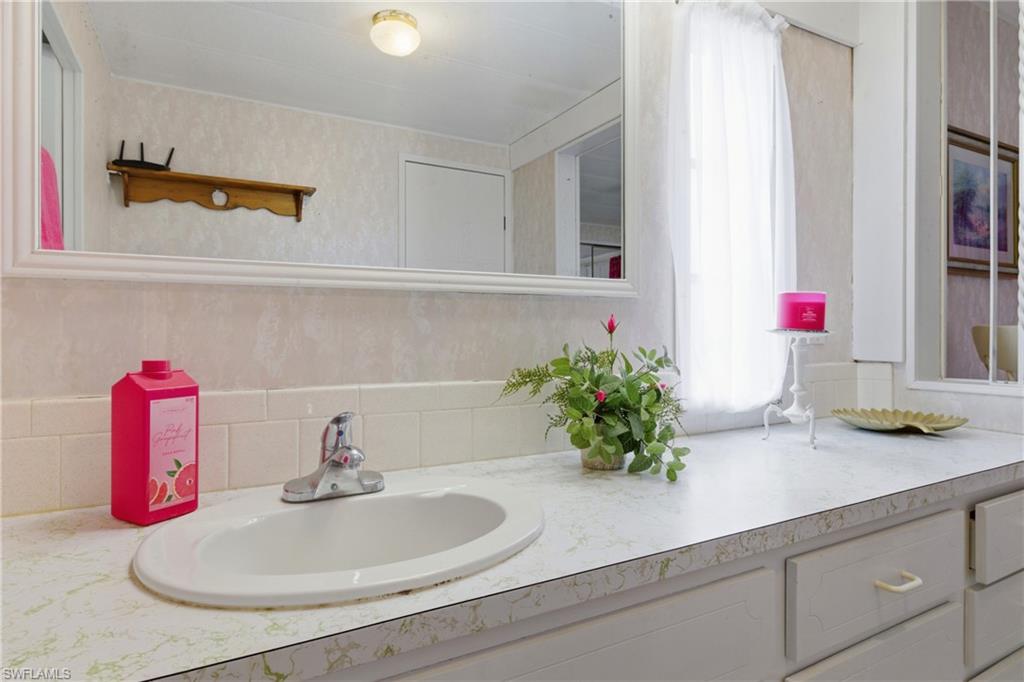 FOREST PARK MOBILE HOME - Residential