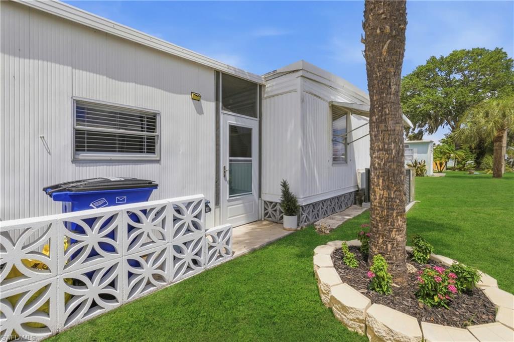 FOREST PARK MOBILE HOME - Residential