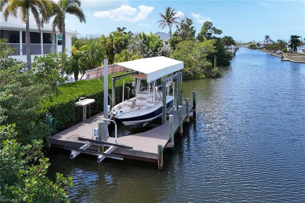 BUTTONWOOD KEY - Residential