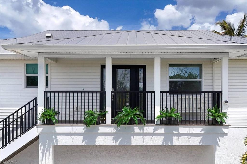 BUTTONWOOD KEY - Residential