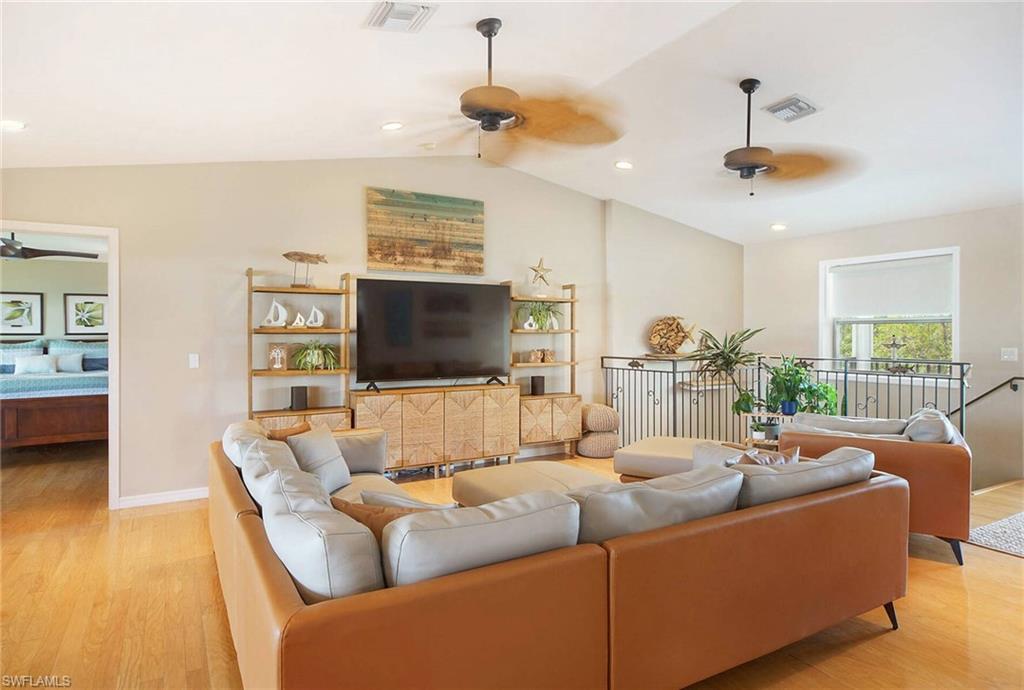 BUTTONWOOD KEY - Residential