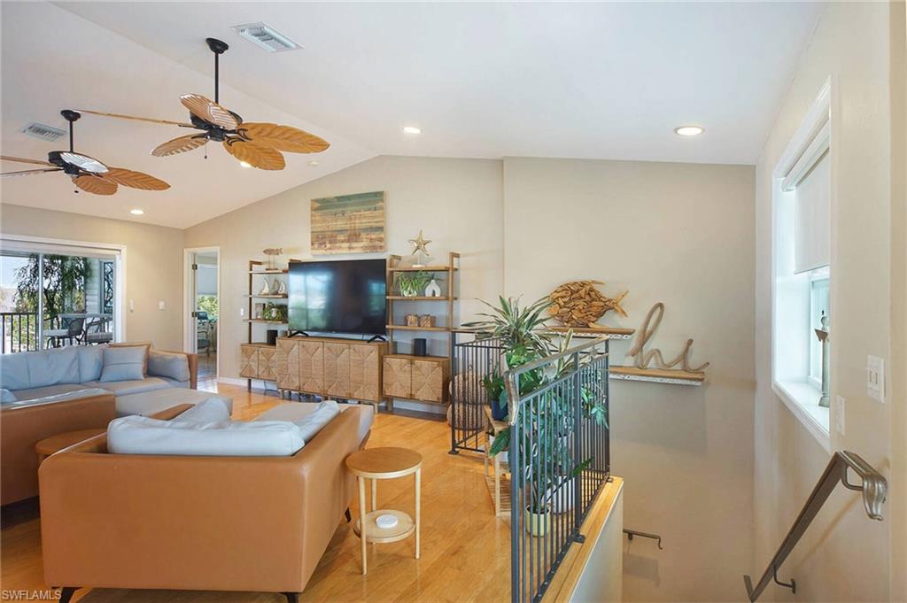 BUTTONWOOD KEY - Residential