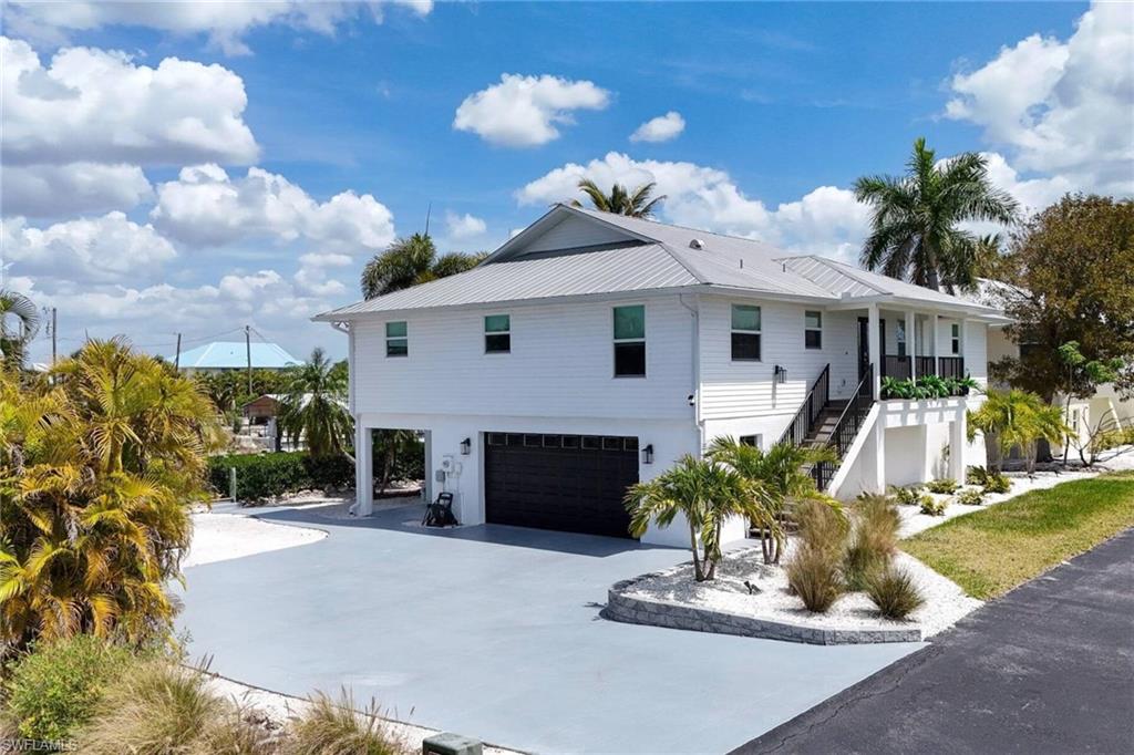 BUTTONWOOD KEY - Residential