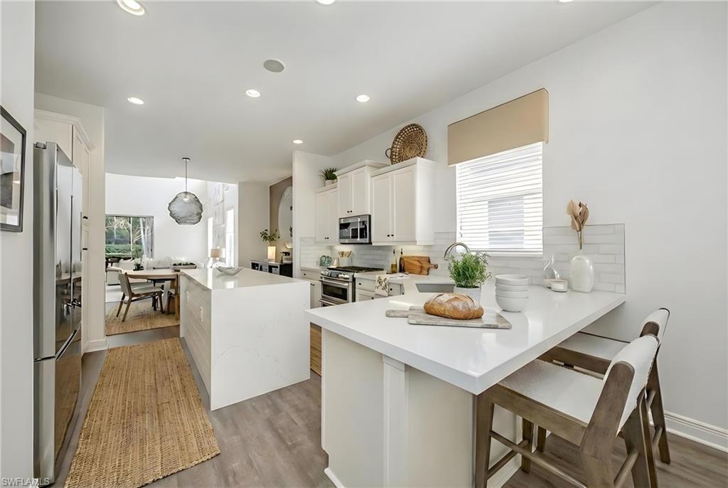 TROON LAKES - Residential