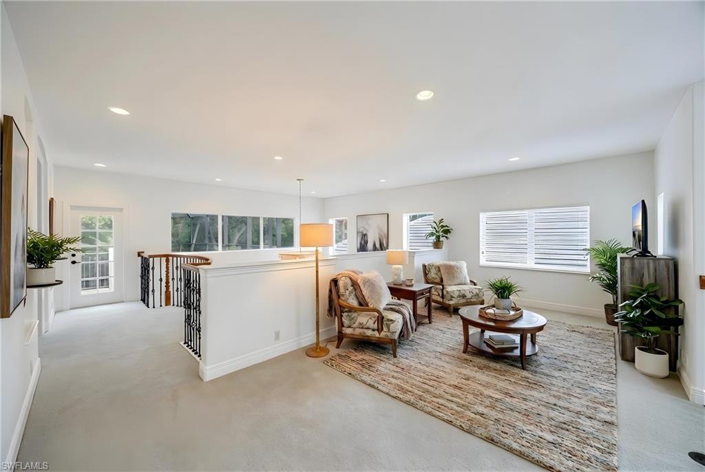 TROON LAKES - Residential