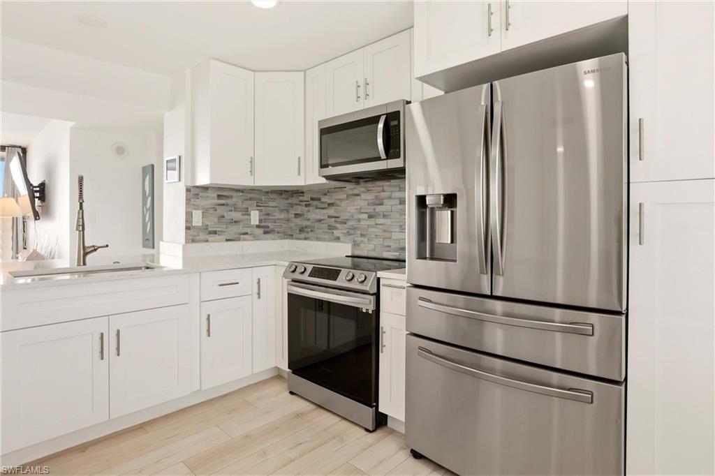 AMBASSADOR CONDO - Residential