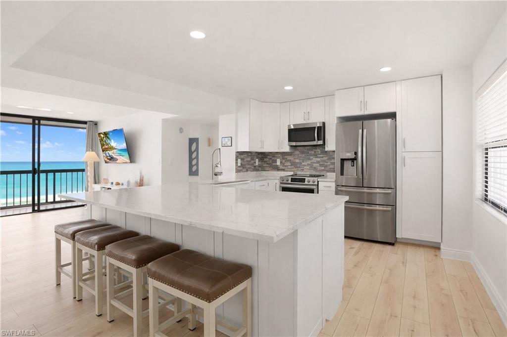 AMBASSADOR CONDO - Residential