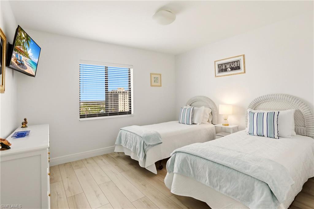 AMBASSADOR CONDO - Residential