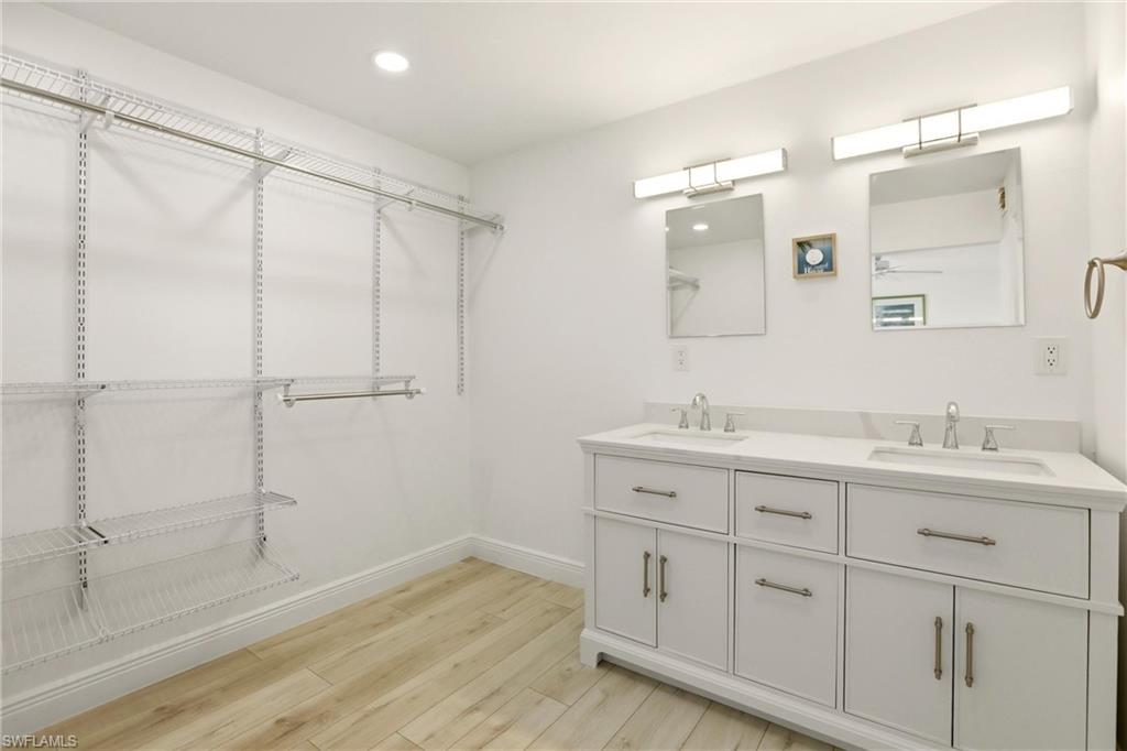 AMBASSADOR CONDO - Residential