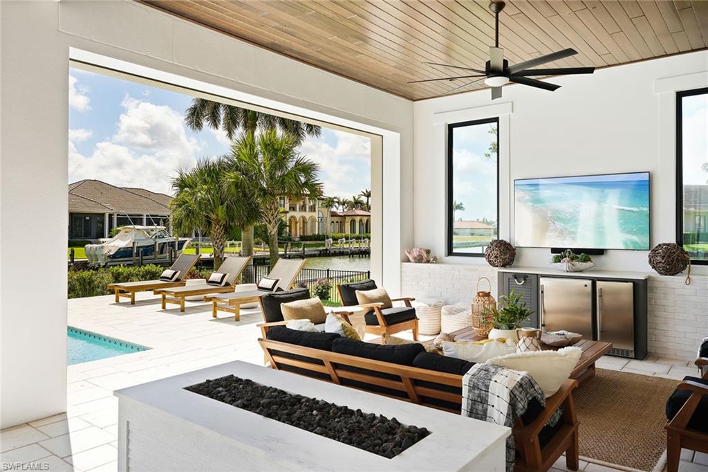 MARCO ISLAND - Residential