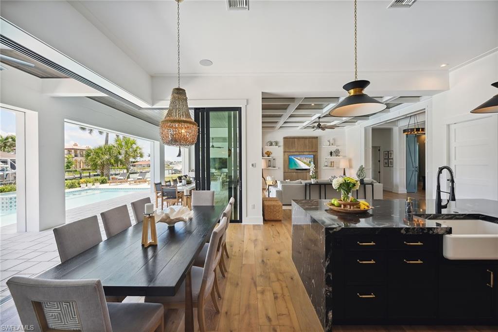 MARCO ISLAND - Residential