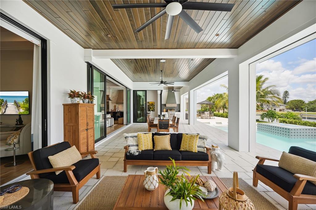 MARCO ISLAND - Residential