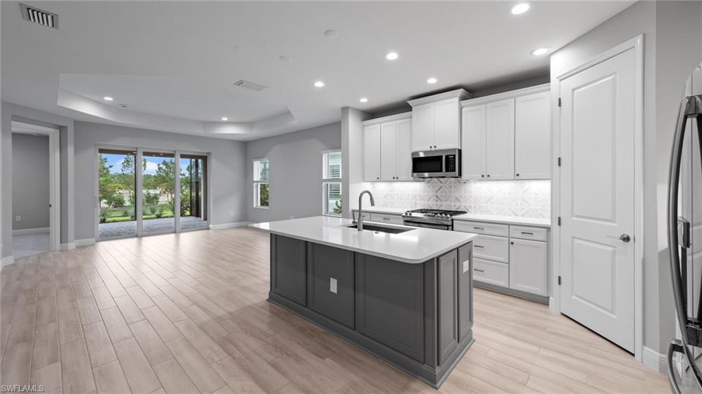 SKYSAIL - Residential