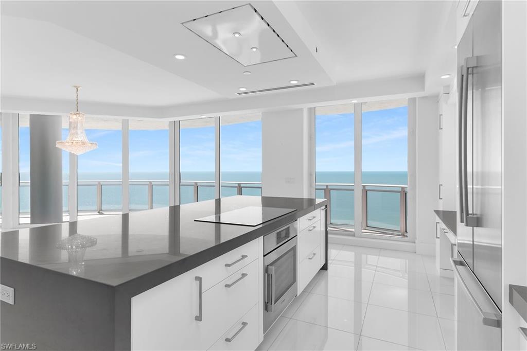 BRIGHTON AT BAY COLONY - Residential