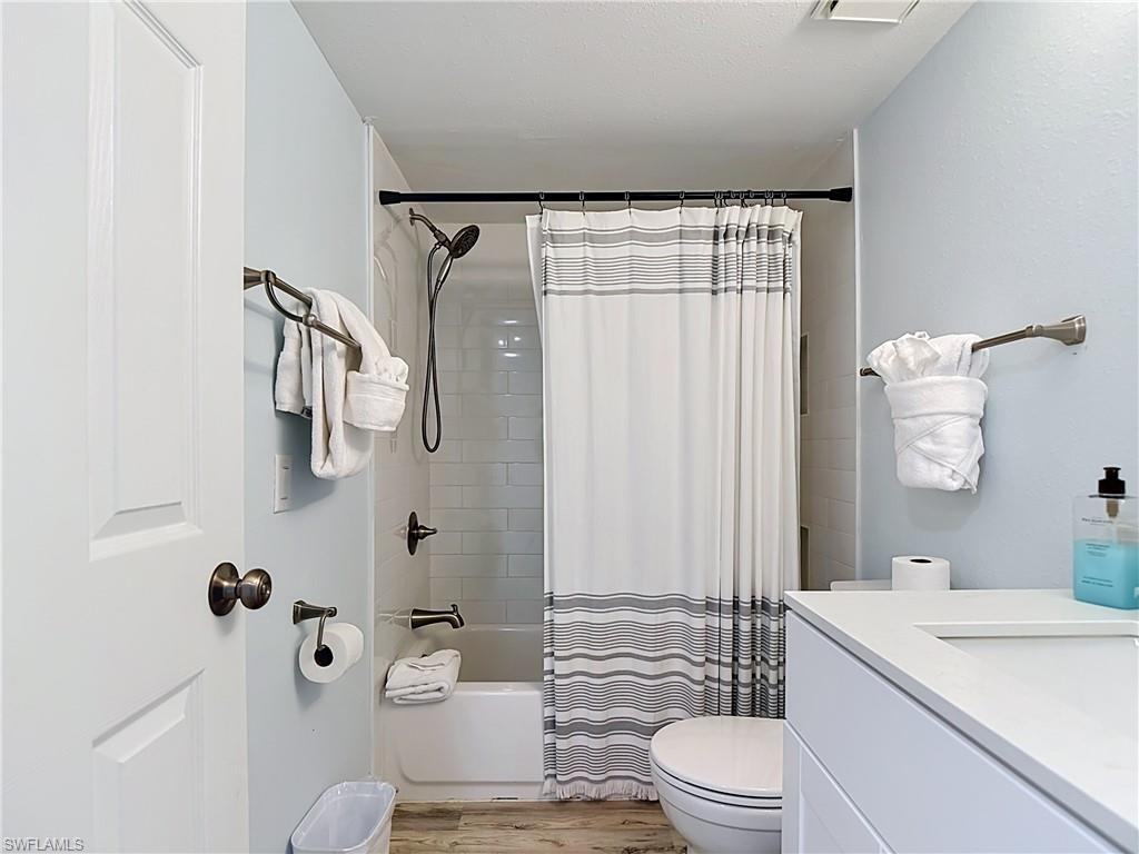PINK SHELL VACATION VILLAS - Residential