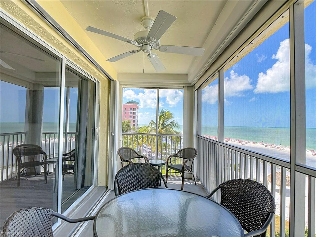PINK SHELL VACATION VILLAS - Residential