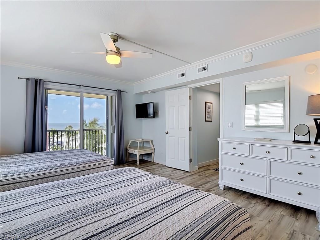 PINK SHELL VACATION VILLAS - Residential