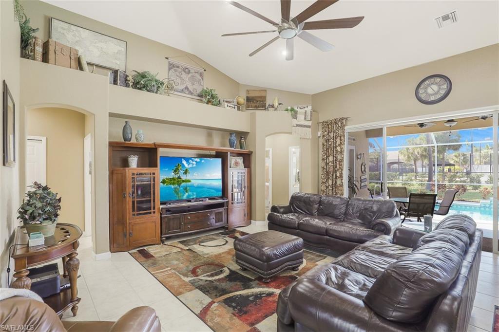 REFLECTION LAKES - Residential