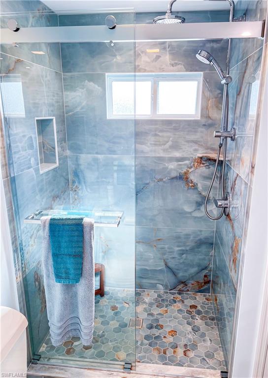 BAYSIDE ESTATES - Residential