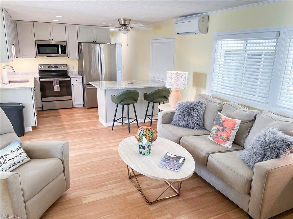 BAYSIDE ESTATES - Residential